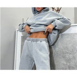 Женский костюм