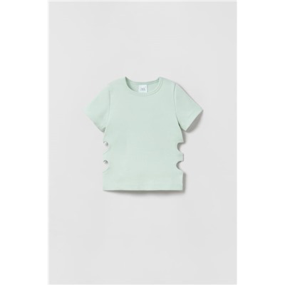 CAMISETA RIB CUT OUT CORAZONES