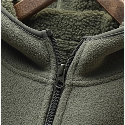 Флисовая кофта с капюшоном