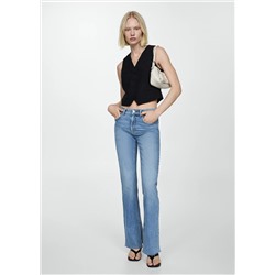 Jeans rectos tiro medio aberturas