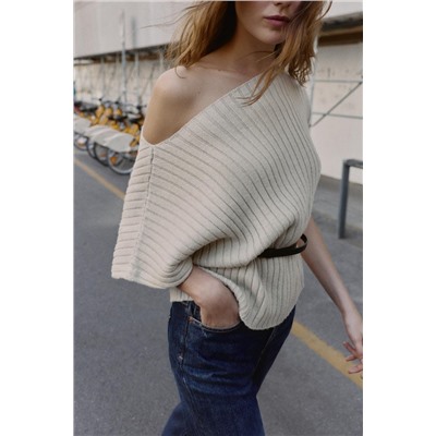 ASYMMETRIC WOOL TOP WITH BELT