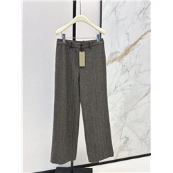 Модные и красивые брюки в елочку высокого класса на раннюю весну