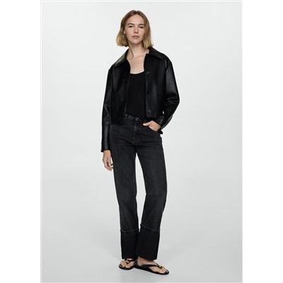 Jeans rectos bajo vuelto