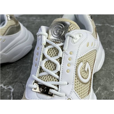 Женские кроссовки   ГЕС*С