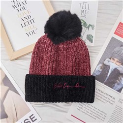 Зимняя женская шапка  Empori*o Arman*i