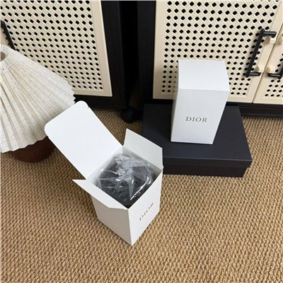 Термостакан   Dio*r Homm*e 🖤  Подойдет для подарка на 23 февраля