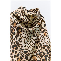 FEW ITEMS LEFT ANIMAL PRINT HALTER TOP