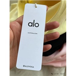 Женская футболка  Al*o yog*a