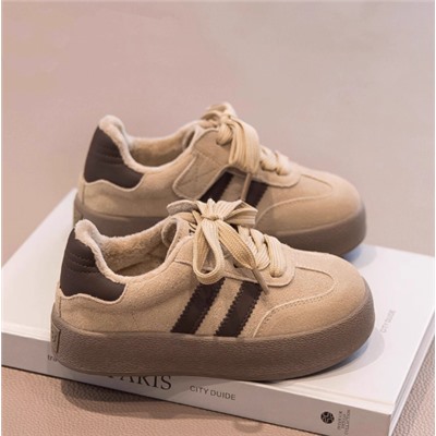 Осенние утепленные кроссовки для девочек. Тренд 2026