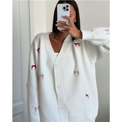 Кардиган, который сейчас есть в каждом уважающем себя шоуруме