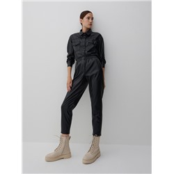 Jogpants aus Kunstleder