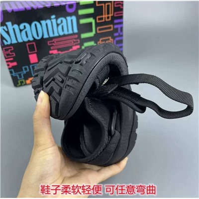 Лёгкие спортивные женские сандалии