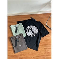 Футболка с принтом на спине