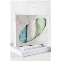 Набор вафельных полотенец в подарочном коробе