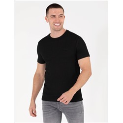 Siyah Slim Fit Jakarlı Bisiklet Yaka Tişört