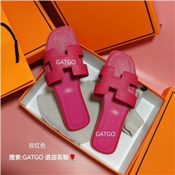 Летние сандали на плоской подошве