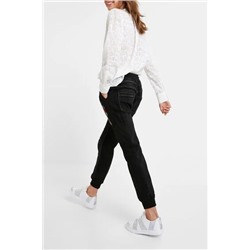 Pantalón jogger tobillero denim