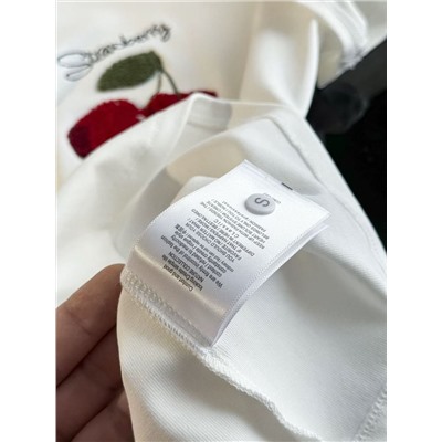 Стильная футболка с яркой вышивкой ягод и фруктов 🍒