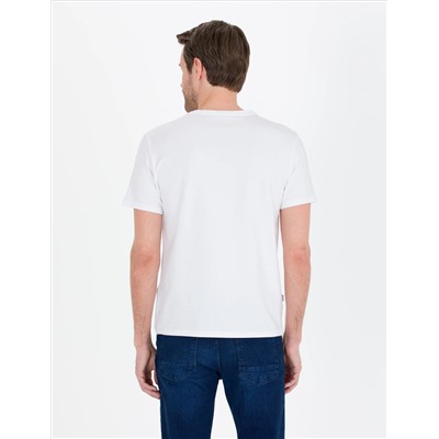 Beyaz Slim Fit V Yaka Basic Tişört