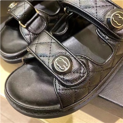 Женские сандали