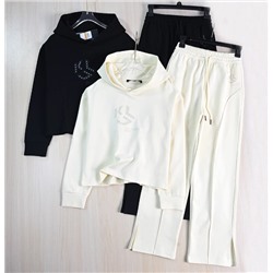 Женский спортивный костюм с КАР*Л 😎