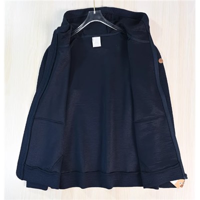 Мужская тонкая куртка