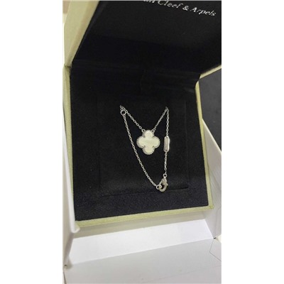 Классическое  ожерелье в форме клевера   Va*n Clee*f & Arpel*s