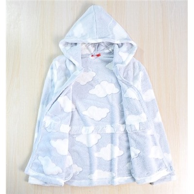 Женская кофта с капюшоном и застежкой-молнией