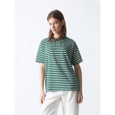 OVERSIZED SHORT SLEEVE T-SHIRT