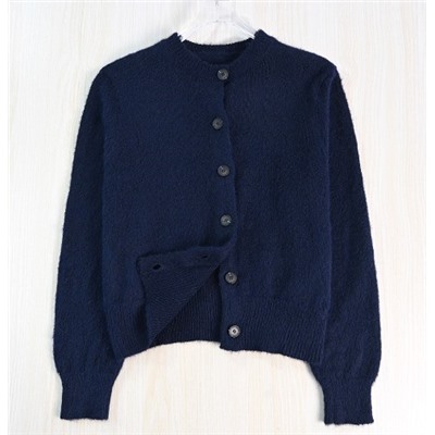 Простой и универсальный вязаный свитер КО*С