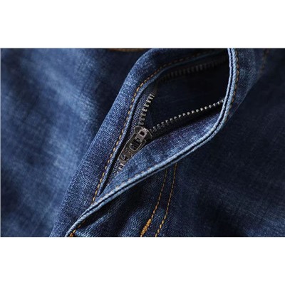 Женские джинсы с разрезами по низу штанин КАР*Л😎