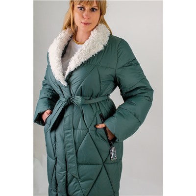 Стеганое пальто с меховой отделкой арт. 2818
