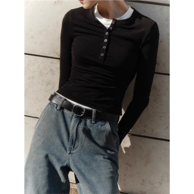 Лонгслив на пуговицах База.