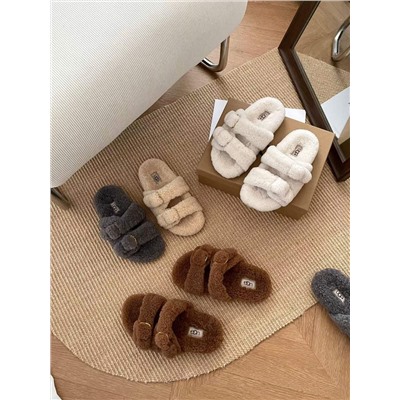 Милые тапочки  УГ*Г с пряжкой