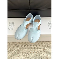 Открытые балетки в спортивном стиле  МЕЙСОН МАРДЖЕЛ*А