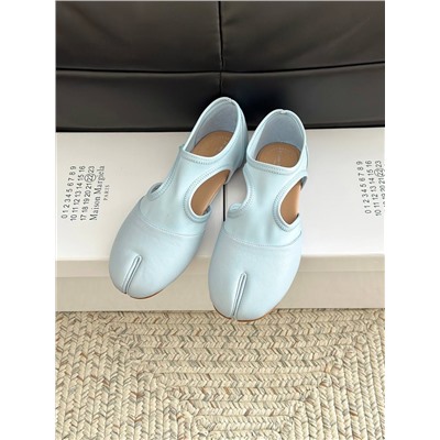 Открытые балетки в спортивном стиле  МЕЙСОН МАРДЖЕЛ*А