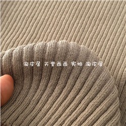 Платье экспорт в трендовой длине миди