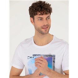 Beyaz Slim Fit Baskılı Bisiklet Yaka Tişört