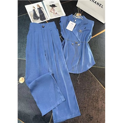 Распродажа костюм