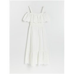 Kleid mit dekorativem Ausschnitt