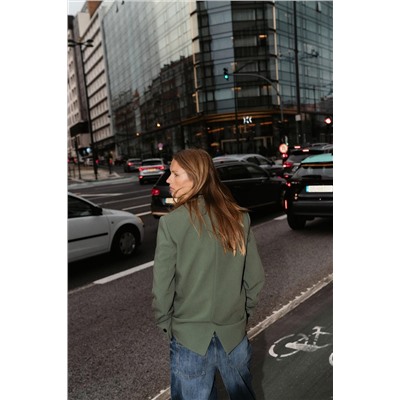 STRAIGHT BLAZER WITH SHOULDER PADS