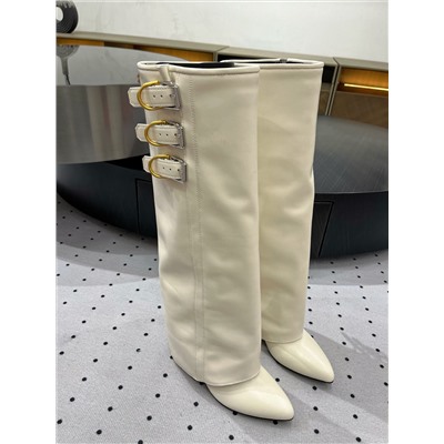 Новые осенне-зимние модели, популярные во всех модных кругах и любимые интернет-знаменитостями. ★ Ткань: коровья кожа ❥ Подкладка: коровья кожа ❥ Подошва: коровья кожа ❥ Элегантный стиль создаёт неповторимое ощущение❥ Высота: танкетка 8,5 см