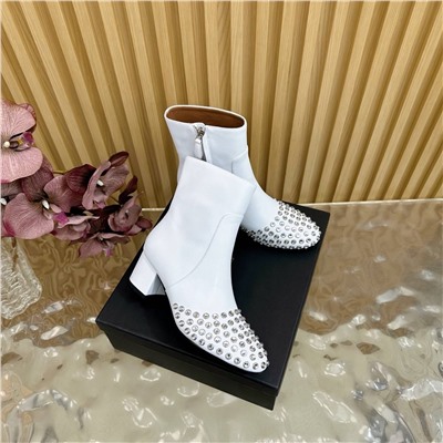 Женские ботильоны