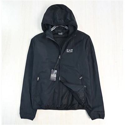 Лёгкая мужская куртка ветровка Арман*и