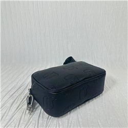 Новинка 2024 года, сумка из искусственной кожи  Karl Lagerfeld  Цвет на фото  Размер 24х15х8