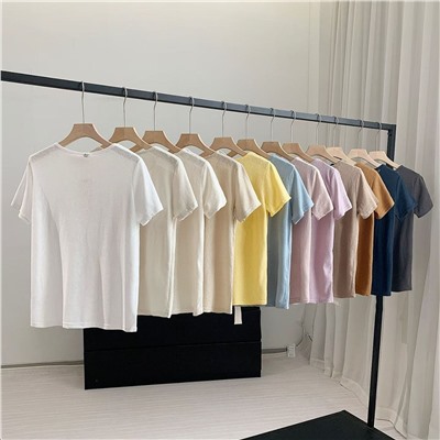 Нежная женская футболка Eg*g  12 цветов