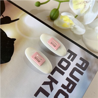 Заколка miu 2шт