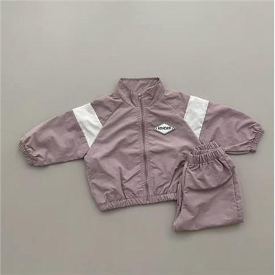 Костюм тонкие штаны с ветровкой