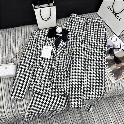 распродажа костюм