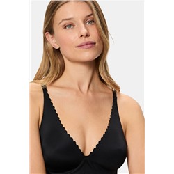 Sujetador triángulo con aros de microfibra